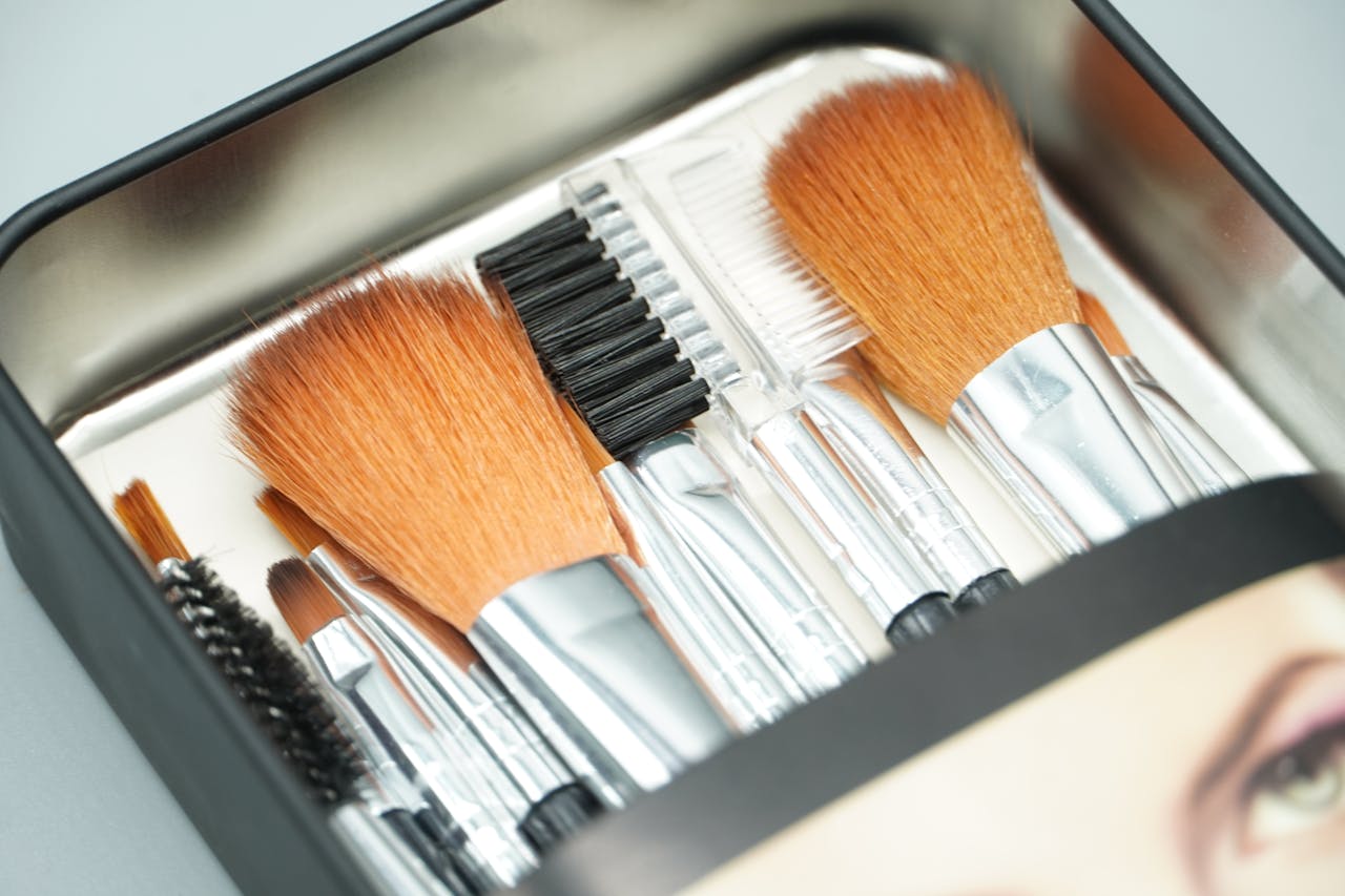 Ontdek de vrolijke wereld van essence make up